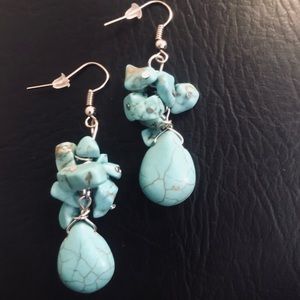 💗 Turquoise Teardrop Silver Earrings NEW